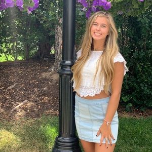 Meet your Posher, Priscilla